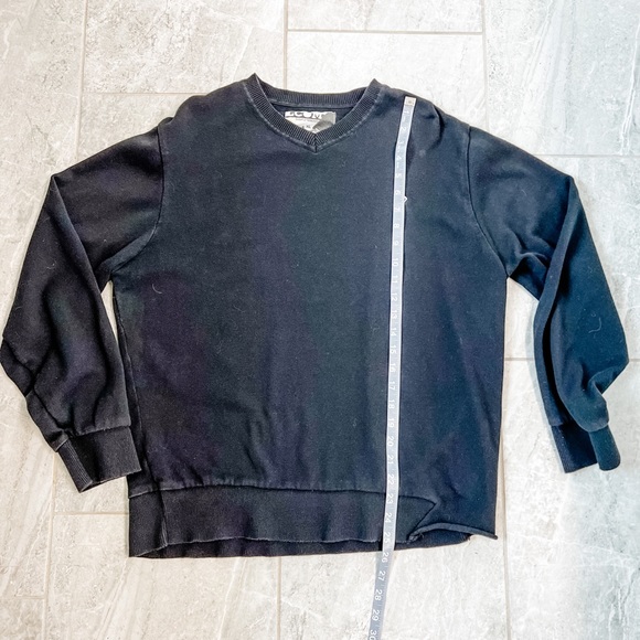 Volcom Black V Neck Asymmetrical Hem Graphic Logo Long Sleeve Sweater XL - Picture 6 of 8